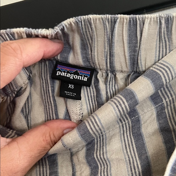 Patagonia Blue and White Striped Wide Leg Pants - Picture 3 of 3